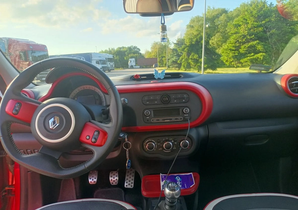 Renault Twingo cena 22000 przebieg: 93000, rok produkcji 2015 z Borne Sulinowo małe 92